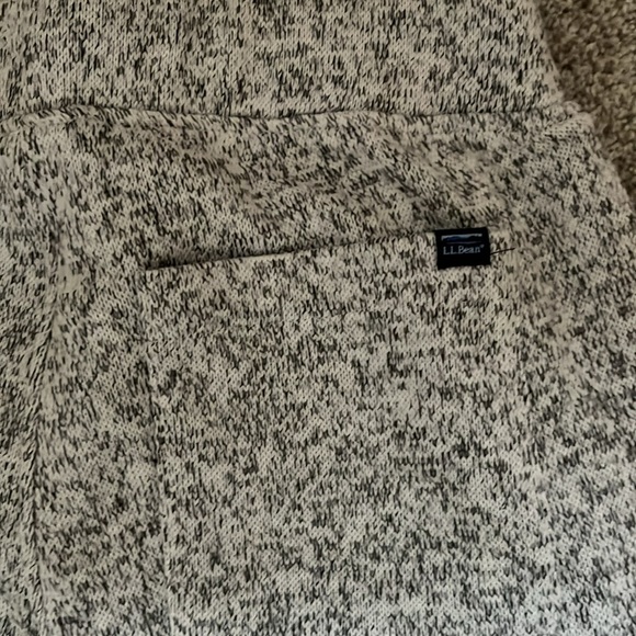 L.L Bean Lightweight Sweater Fleece Pants in Light Gray Heather - Picture 7 of 8